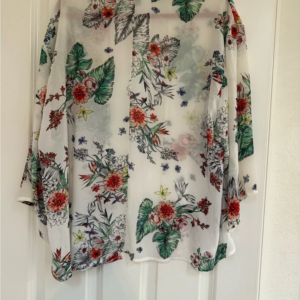Torrid Floral Sheer Kimono Blouse - Picture 4 of 4